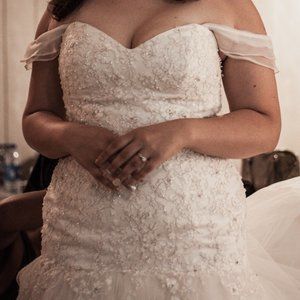 TAKING OFFERS- Alfred Angelo Wedding dress